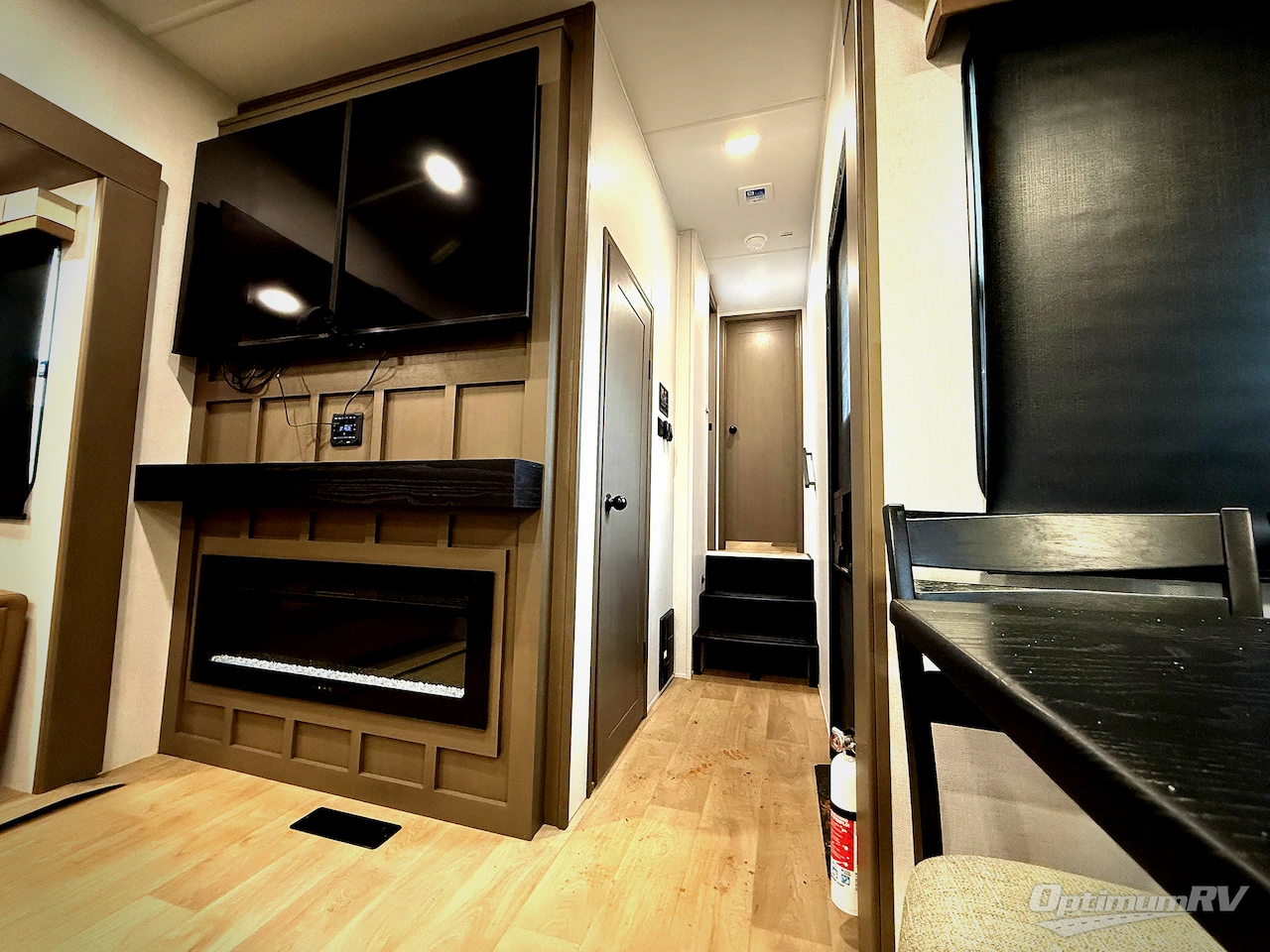 2026 East To West Tandara 388LR Photo 18