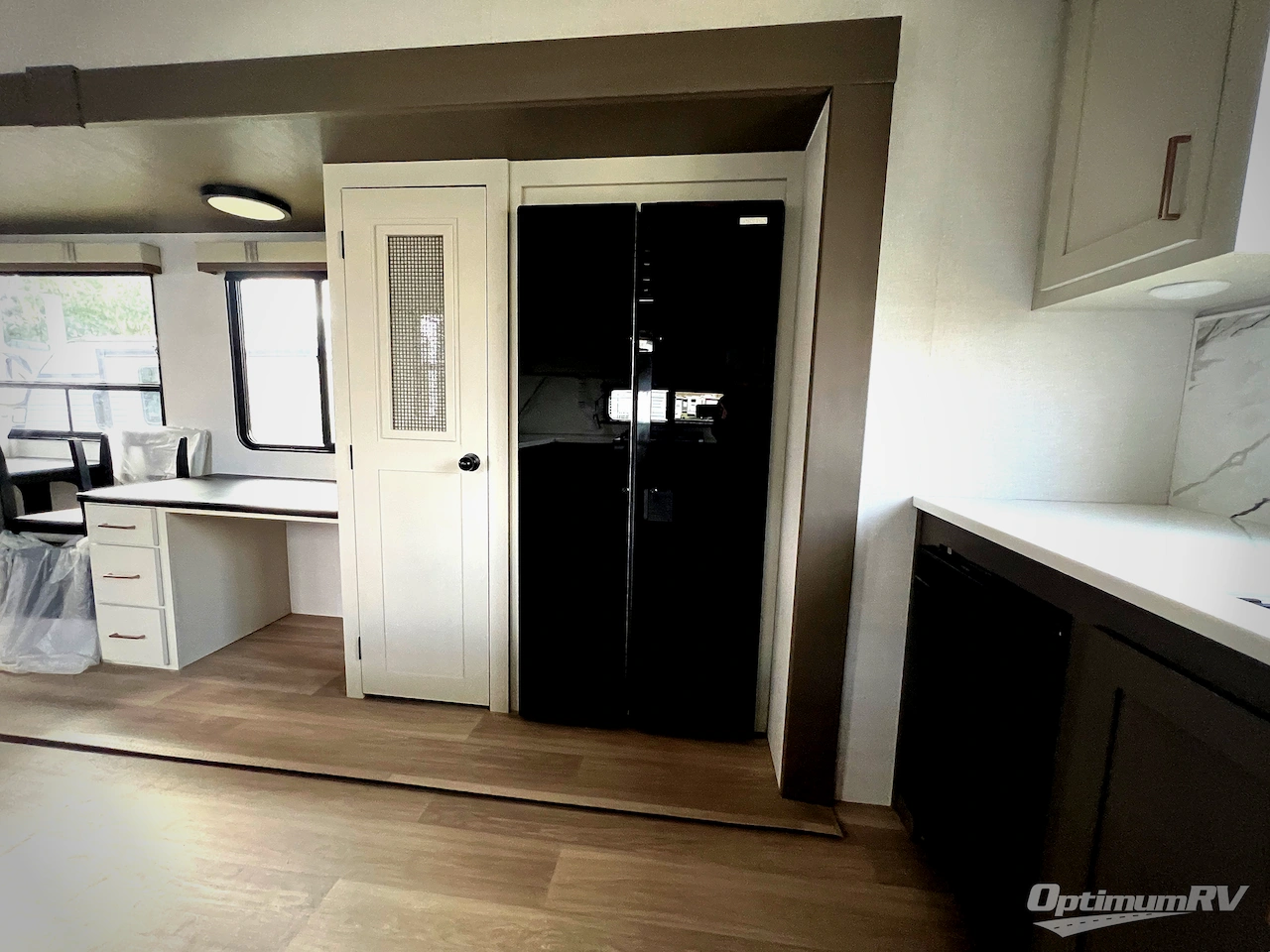 2026 East To West Tandara 388LR Photo 14