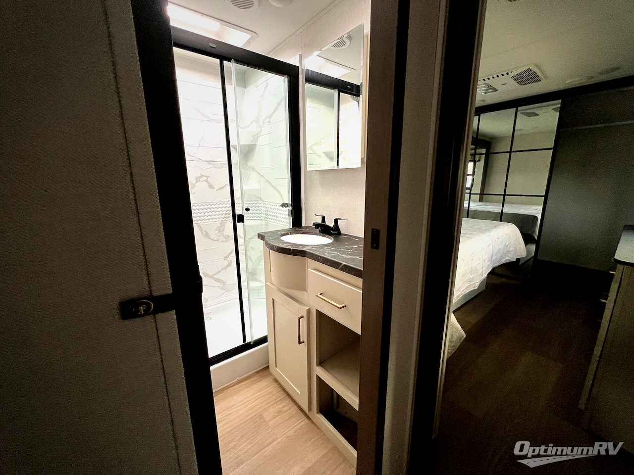 2026 East To West Tandara 388LR Photo 22