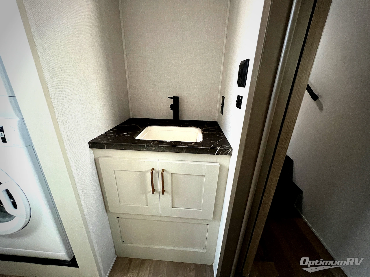 2026 East To West Tandara 388LR Photo 25