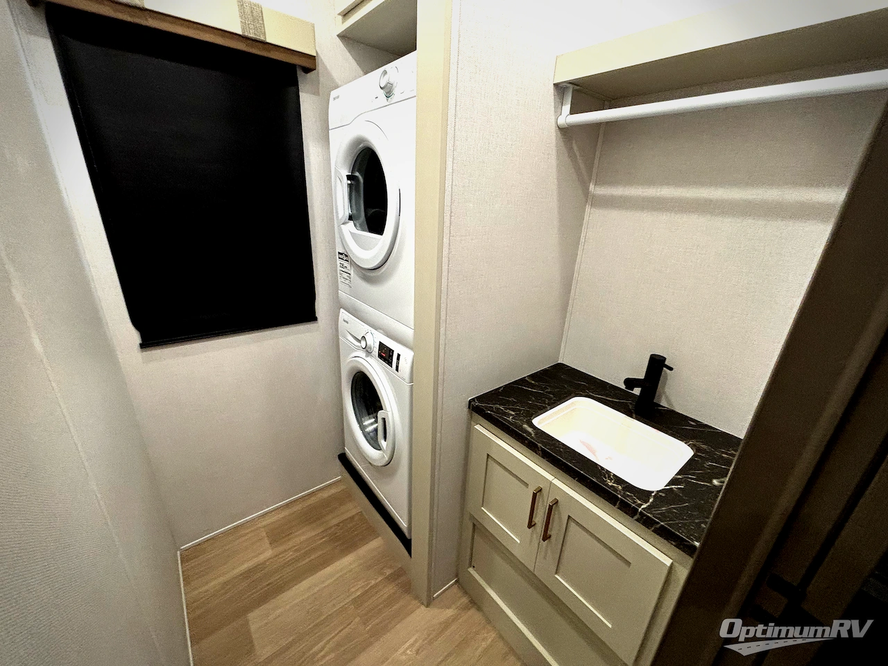 2026 East To West Tandara 388LR Photo 14