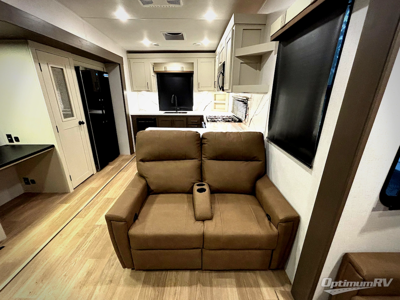 2026 East To West Tandara 388LR Photo 17