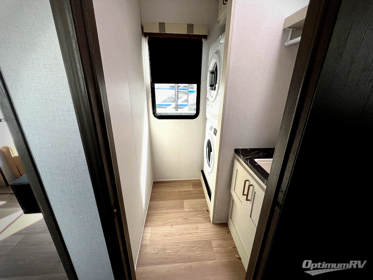 2026 East To West Tandara 388LR Photo 19