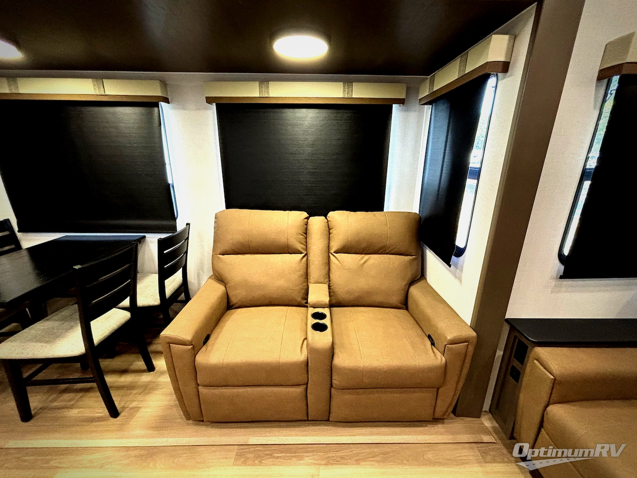 2026 East To West Tandara 295RL Photo 18