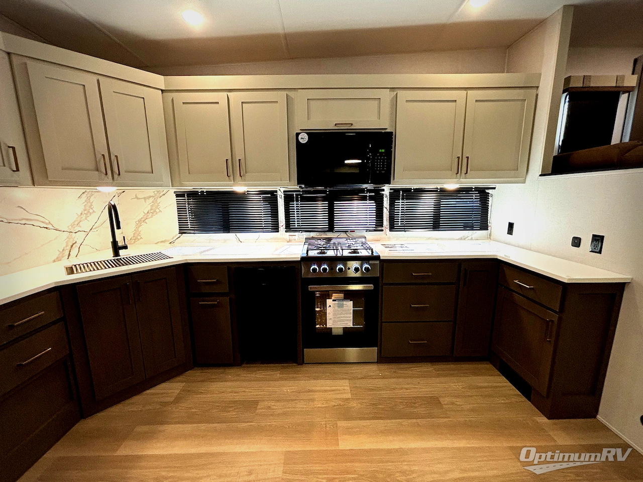 2026 East To West Tandara 390FL Photo 5