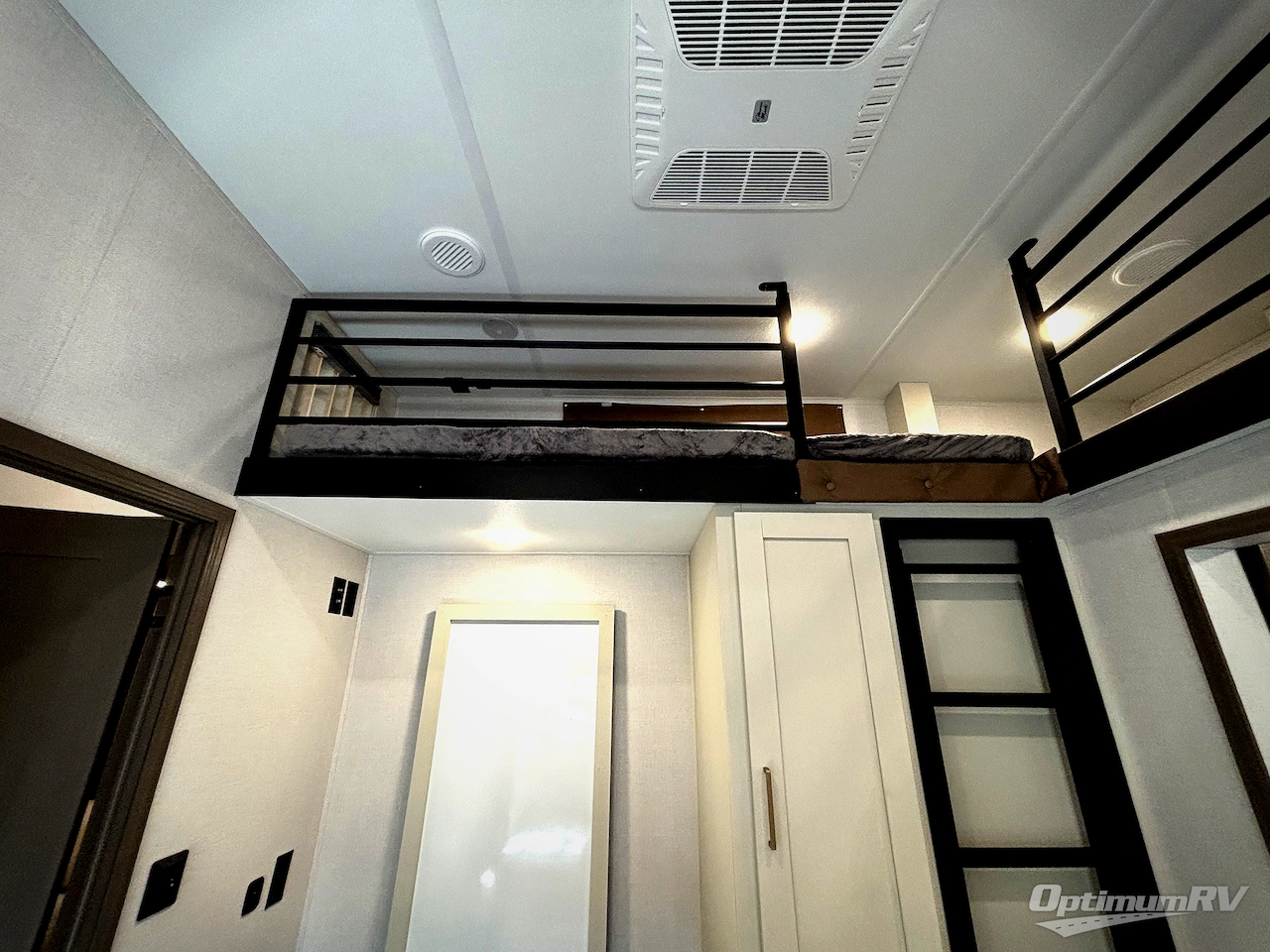 2026 East To West Tandara 389DS Photo 22