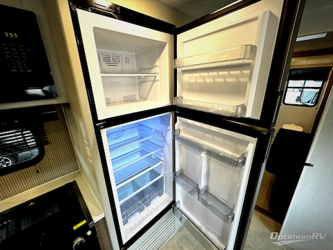 2026 Dutchmen Aspen Trail 38DS RV Photo 2