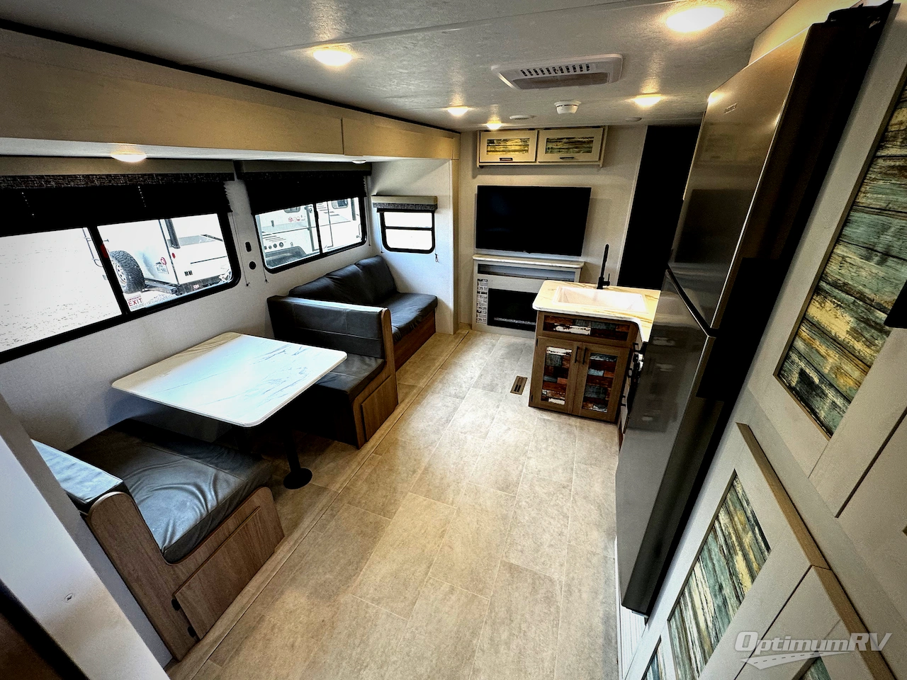 2026 Dutchmen Aspen Trail 38DS Photo 5