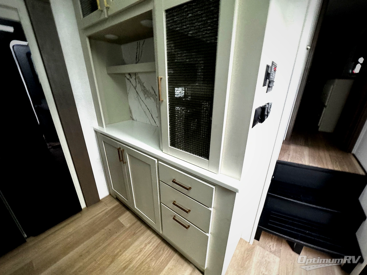 2026 East To West Tandara 389DS Photo 9