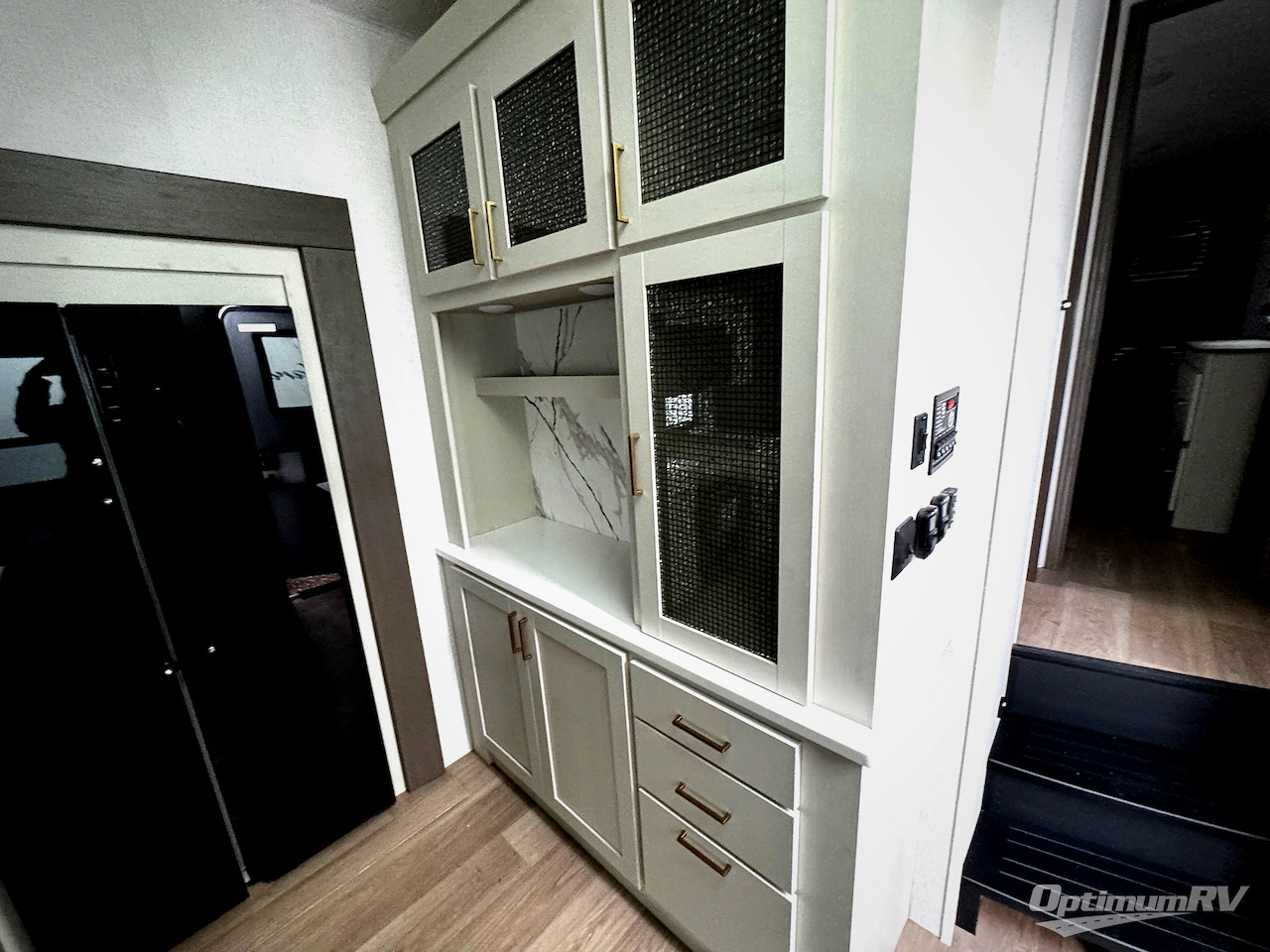 2026 East To West Tandara 389DS Photo 10