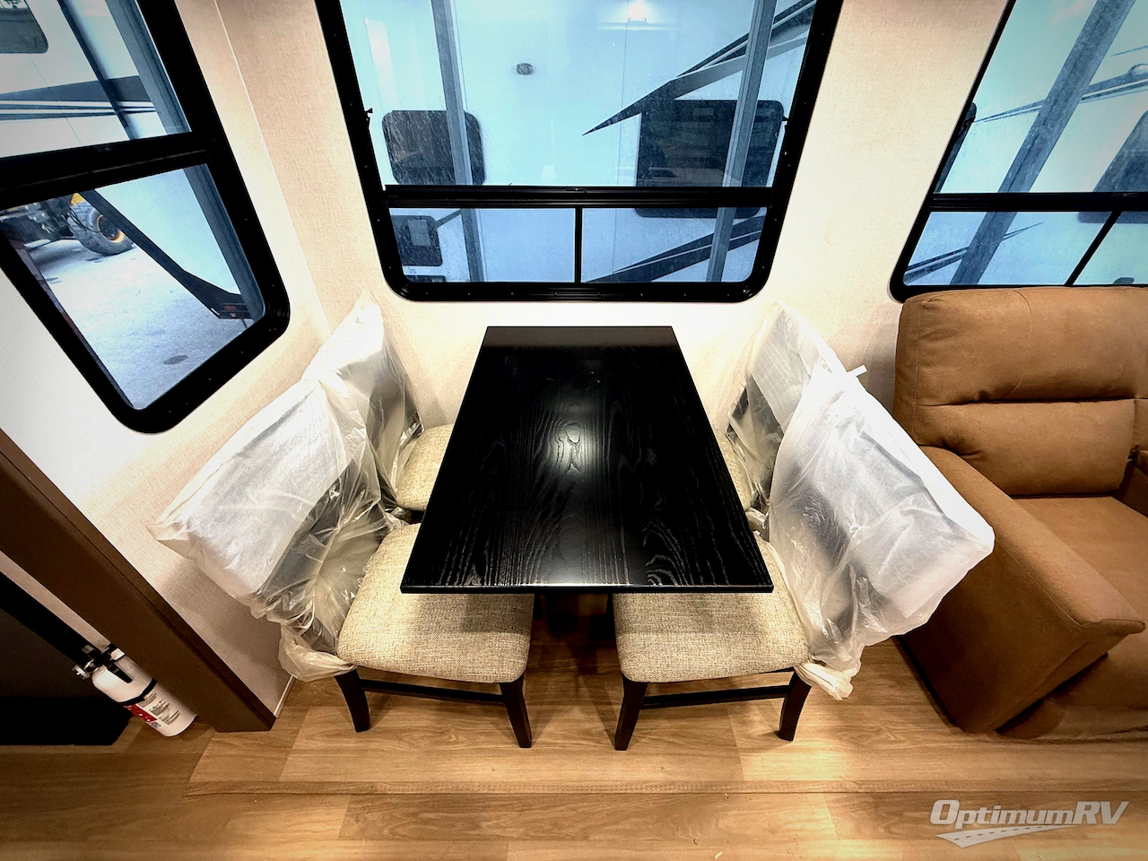 2026 East To West Tandara 389DS Photo 5