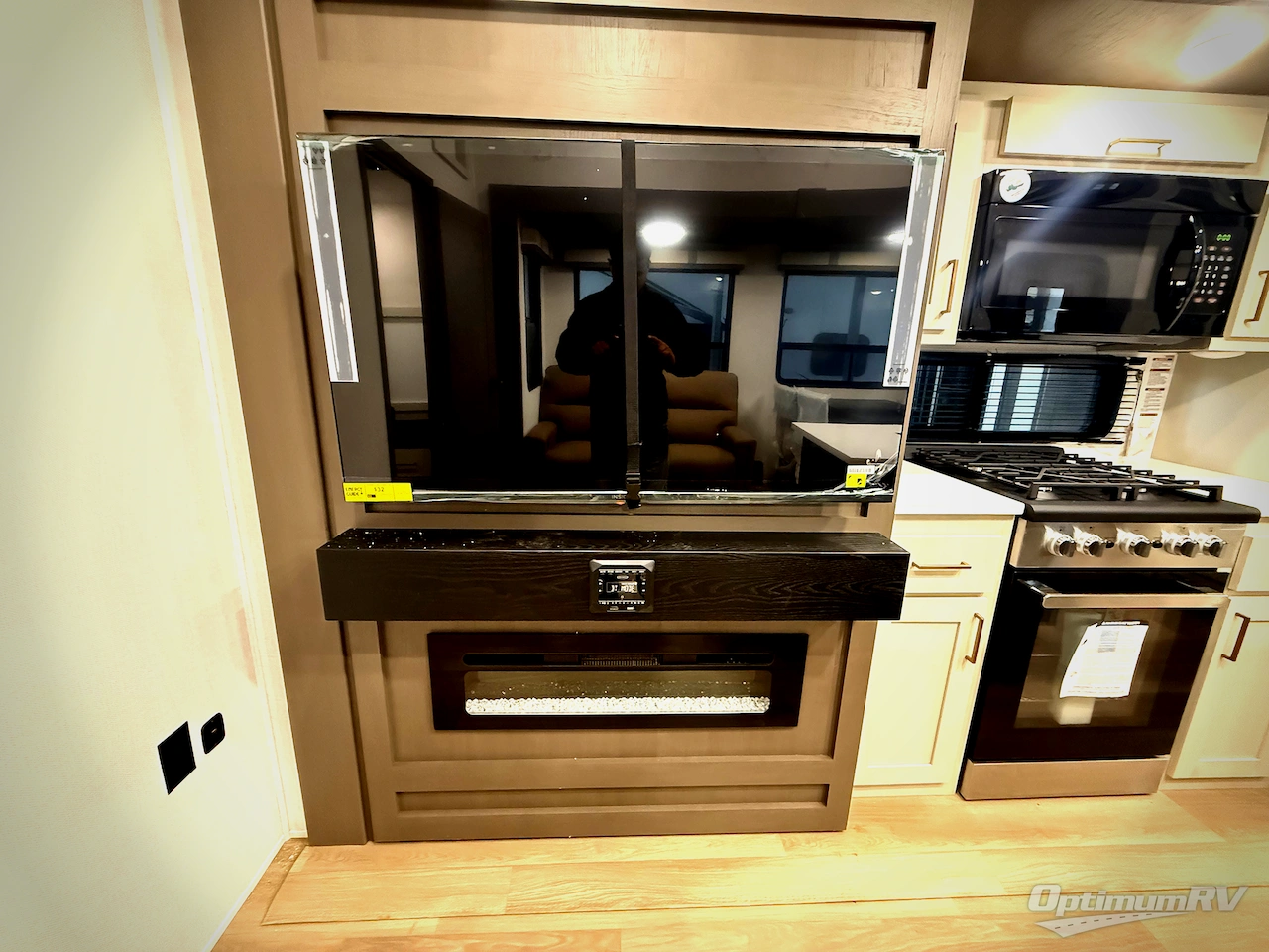 2026 East To West Tandara 389DS Photo 7