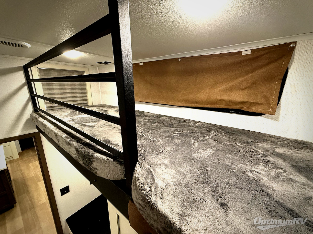 2026 East To West Tandara 389DS Photo 16