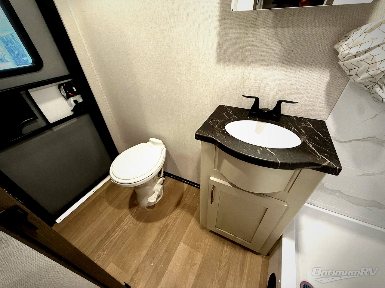 2026 East To West Tandara 389DS Photo 19