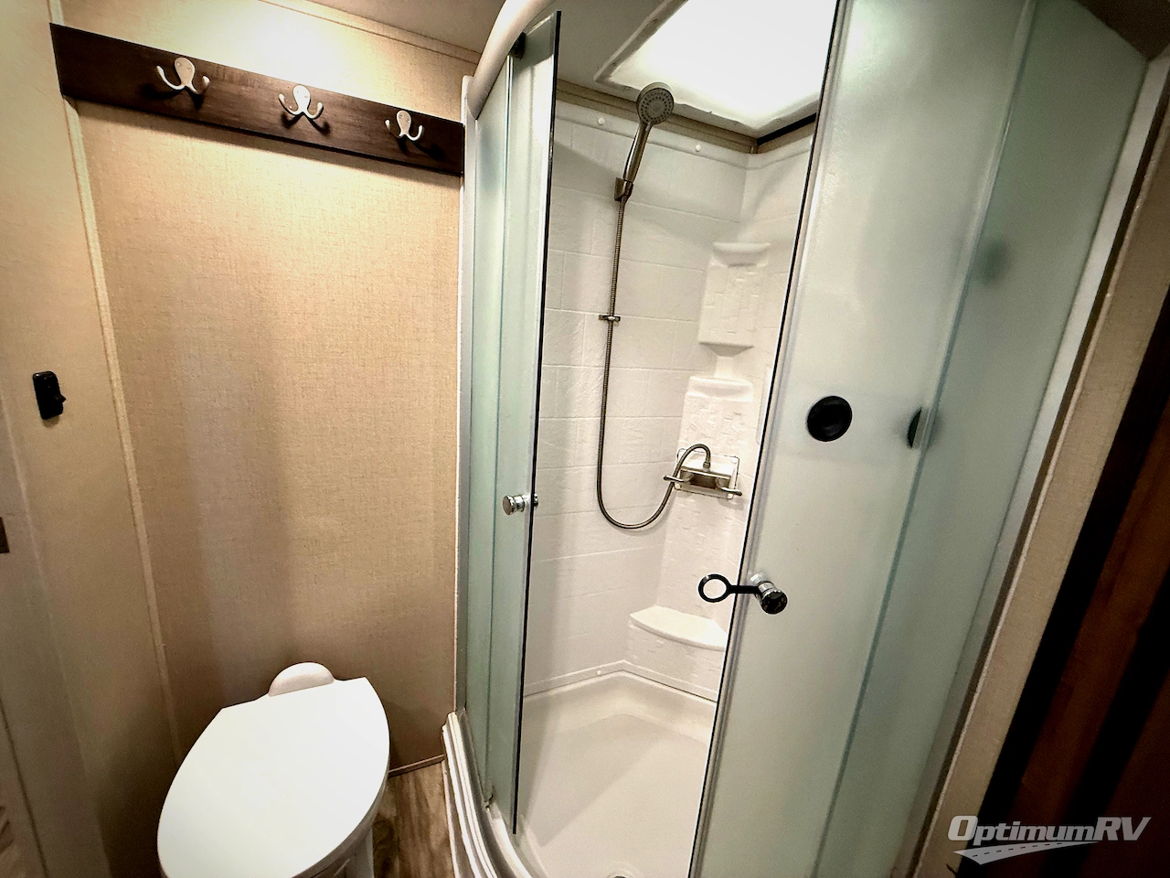 2021 Coachmen Chaparral Lite 30RLS Photo 17