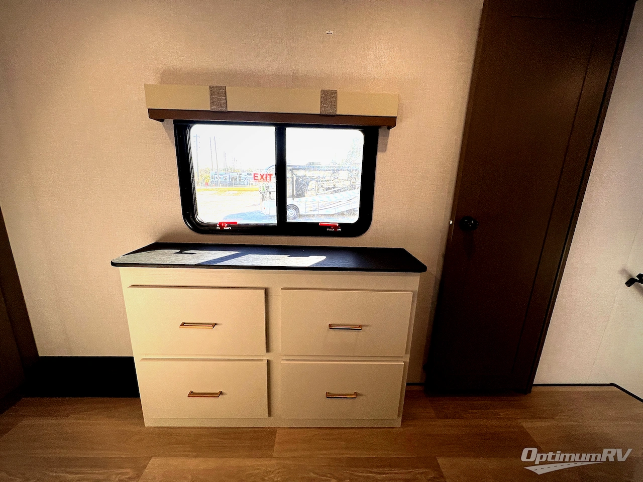 2026 East To West Tandara 389DS Photo 17