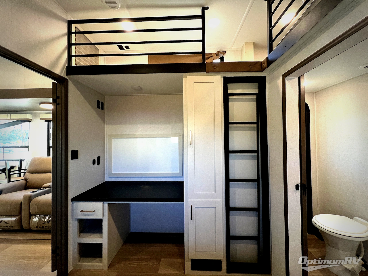 2026 East To West Tandara 389DS Photo 23