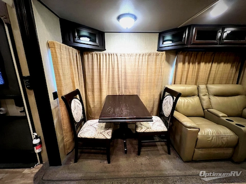 2017 Palomino Columbus Compass 374BHC RV Photo 2