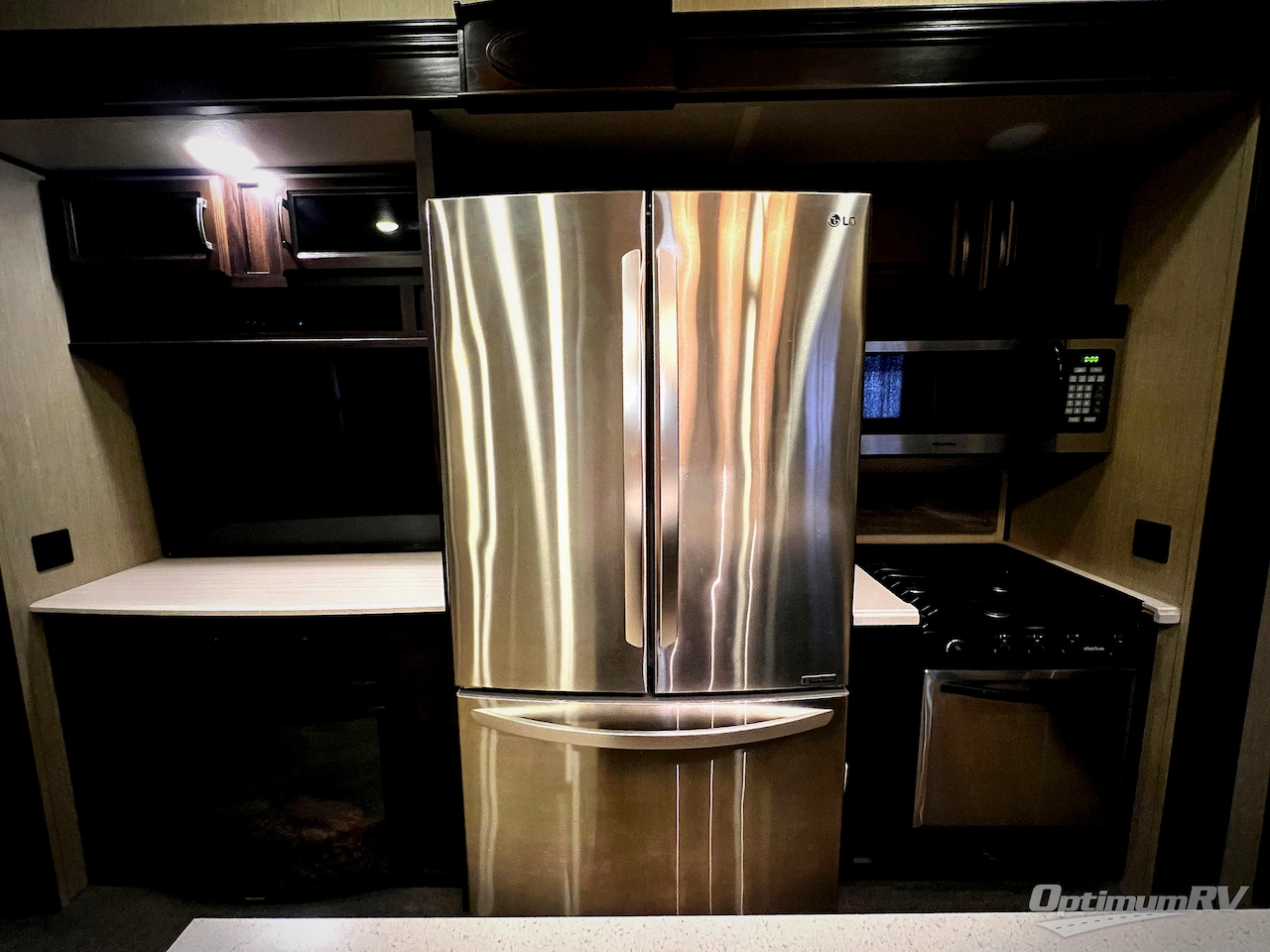 2017 Palomino Columbus Compass 374BHC Photo 13