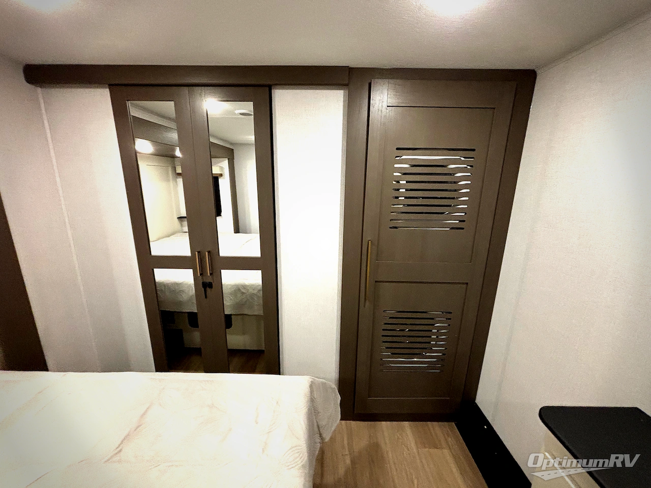 2026 East To West Tandara 389DS Photo 9