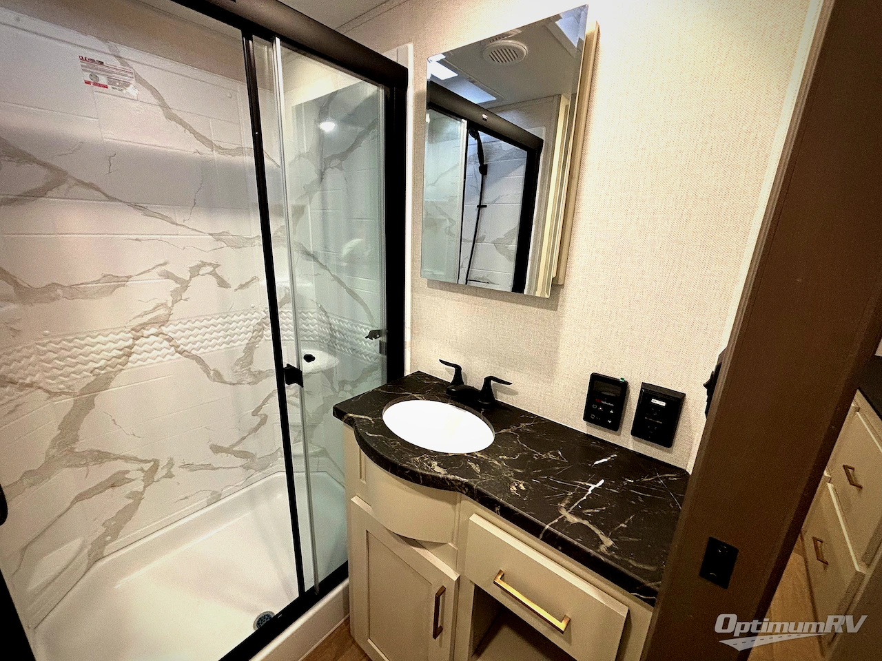 2026 East To West Tandara 389DS Photo 13