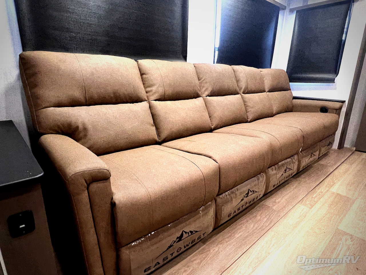 2026 East To West Tandara 389DS Photo 7