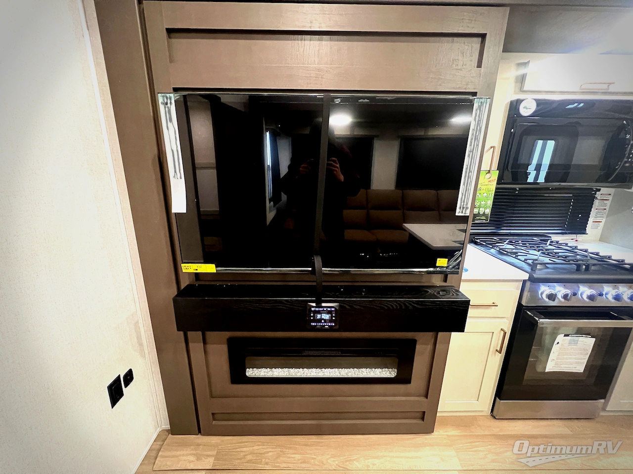 2026 East To West Tandara 389DS Photo 11