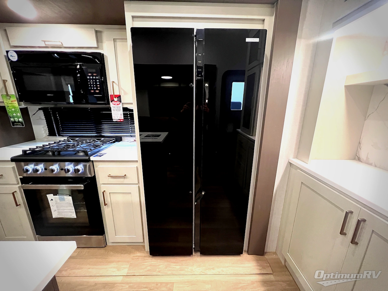 2026 East To West Tandara 389DS Photo 20