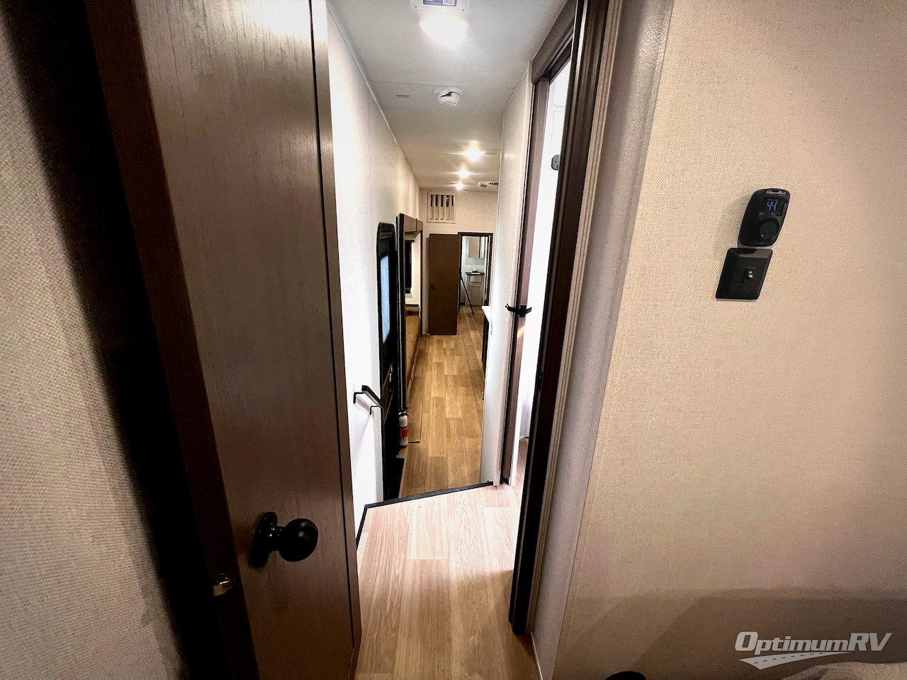 2026 East To West Tandara 389DS Photo 43