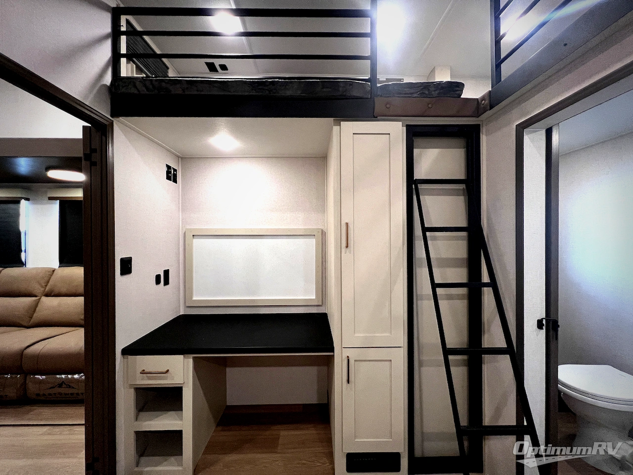 2026 East To West Tandara 389DS Photo 48