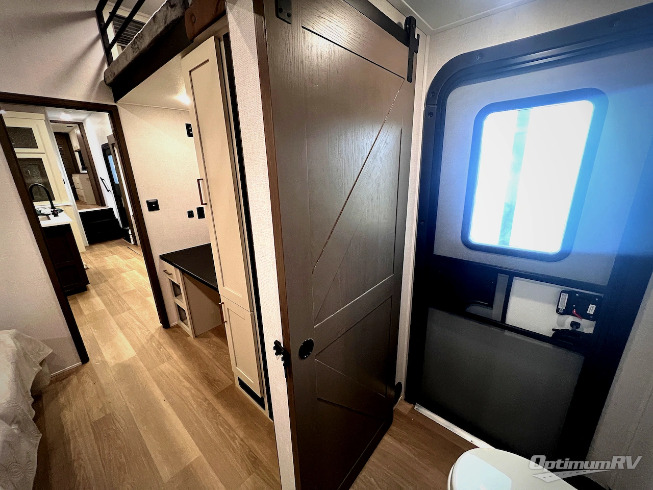 2026 East To West Tandara 389DS Photo 56