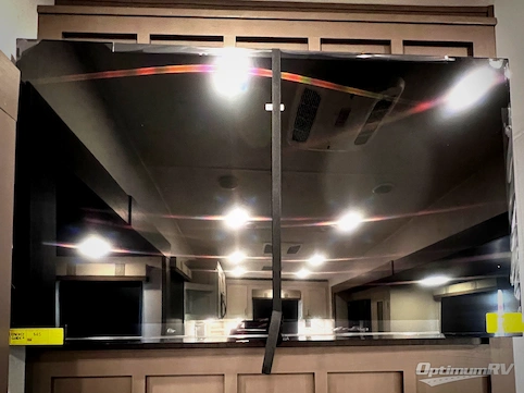 2026 East To West Tandara 388LR RV Photo 3