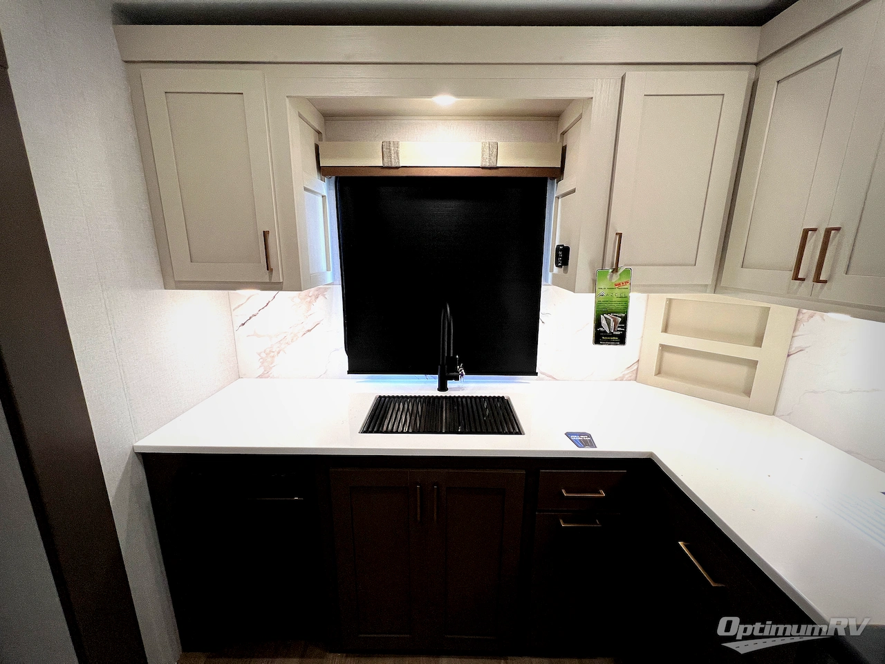 2026 East To West Tandara 388LR Photo 17