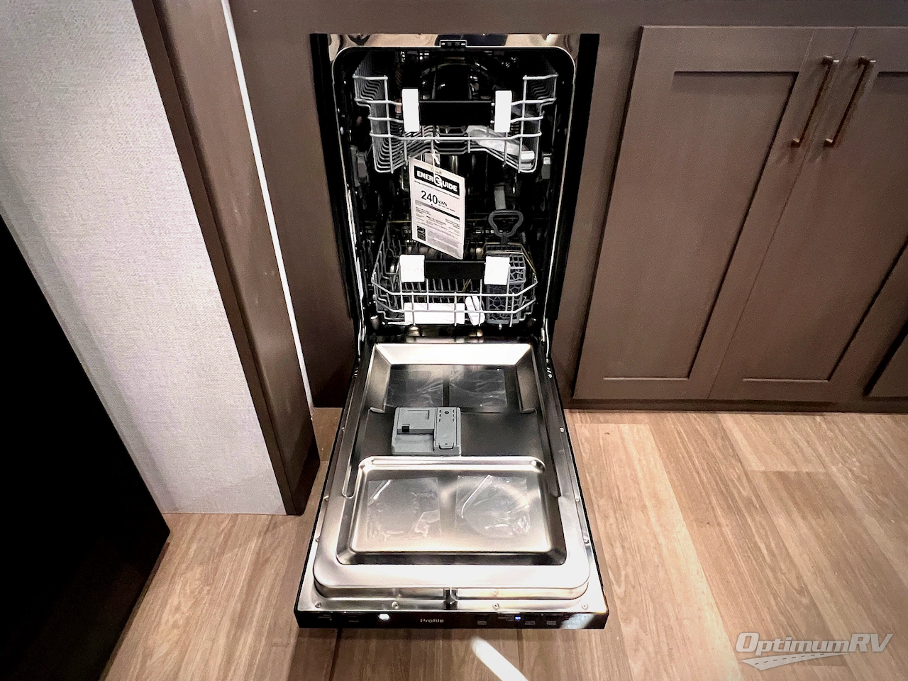 2026 East To West Tandara 388LR Photo 19