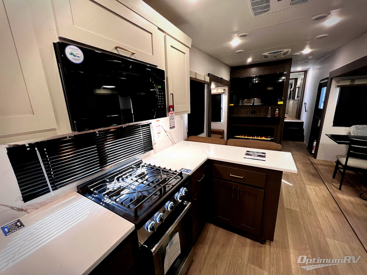 2026 East To West Tandara 388LR Photo 28