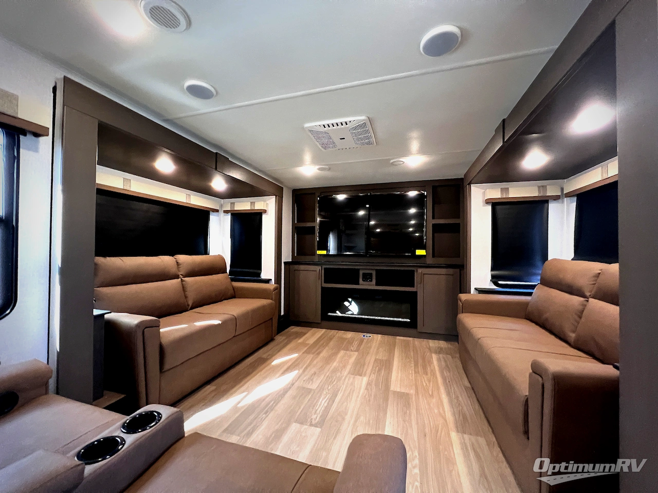 2026 East To West Tandara 390FL Photo 6