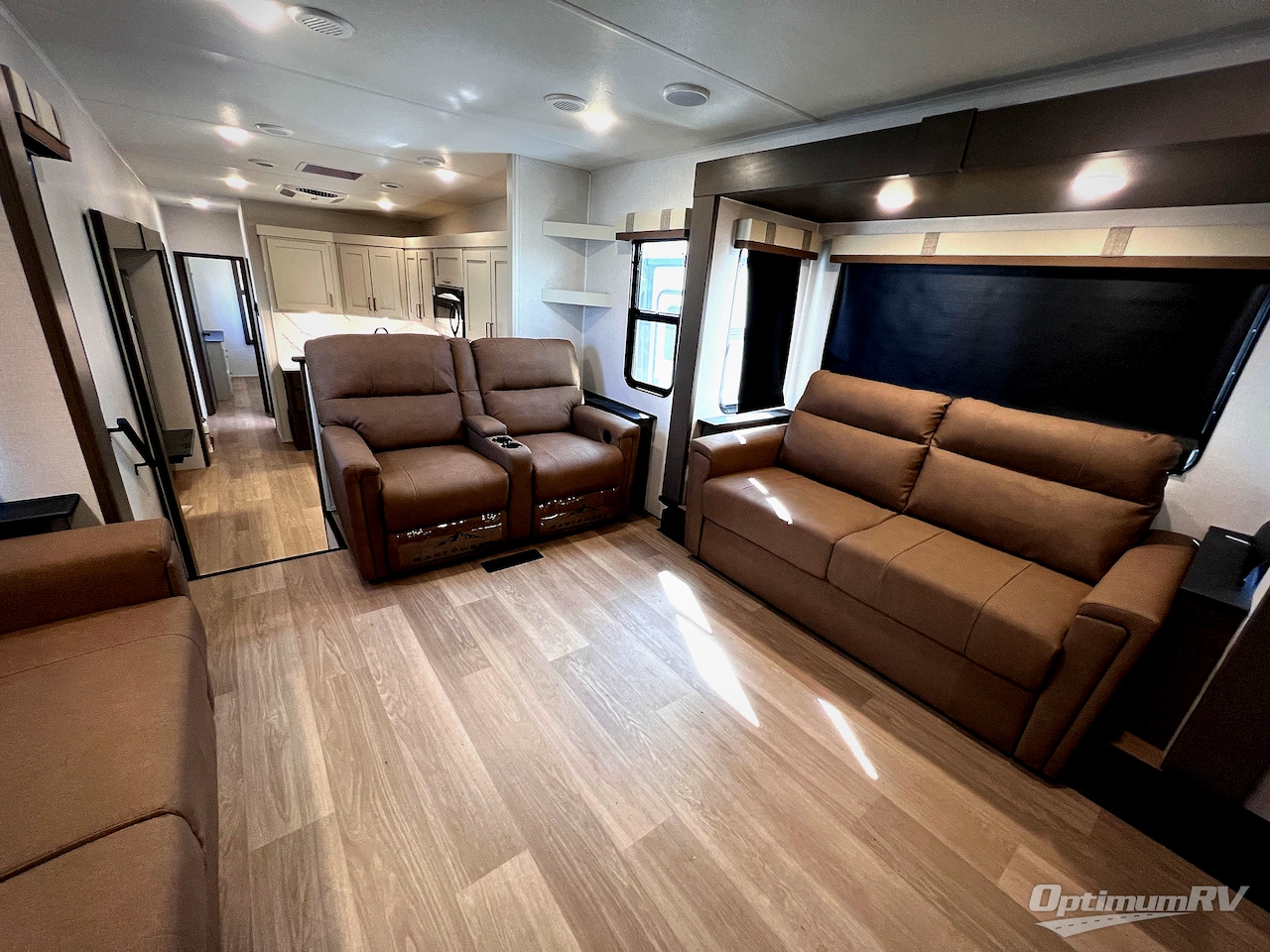 2026 East To West Tandara 390FL Photo 10