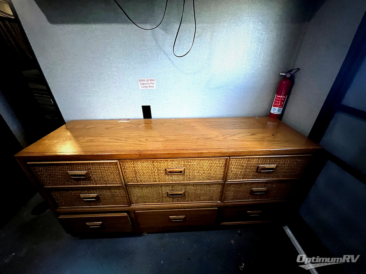 2017 Keystone Impact 29V Photo 12