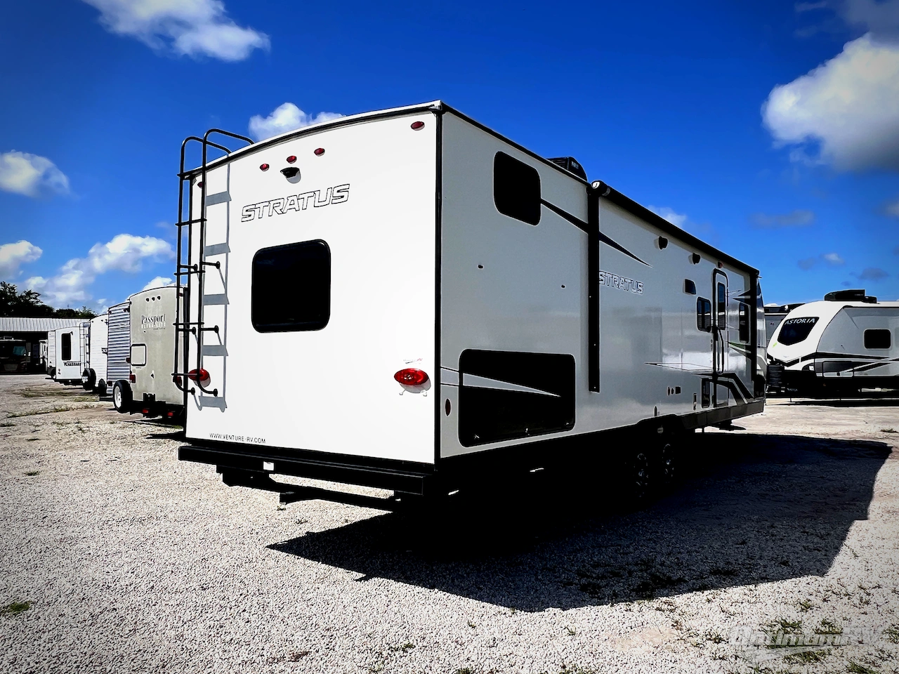 2022 Venture Stratus Ultra-Lite SR291VQB Photo 2