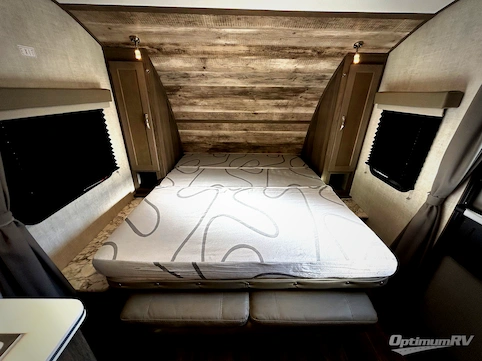 2022 Gulf Stream Vista Cruiser 19MBS RV Photo 3
