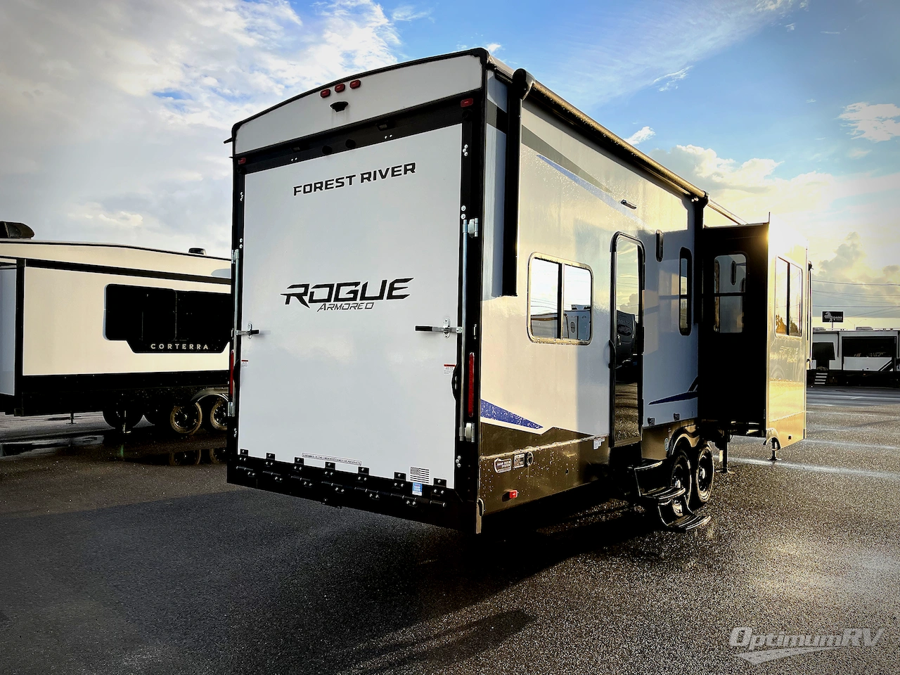 2025 Forest River Vengeance Rogue Armored 341GS11 Photo 2