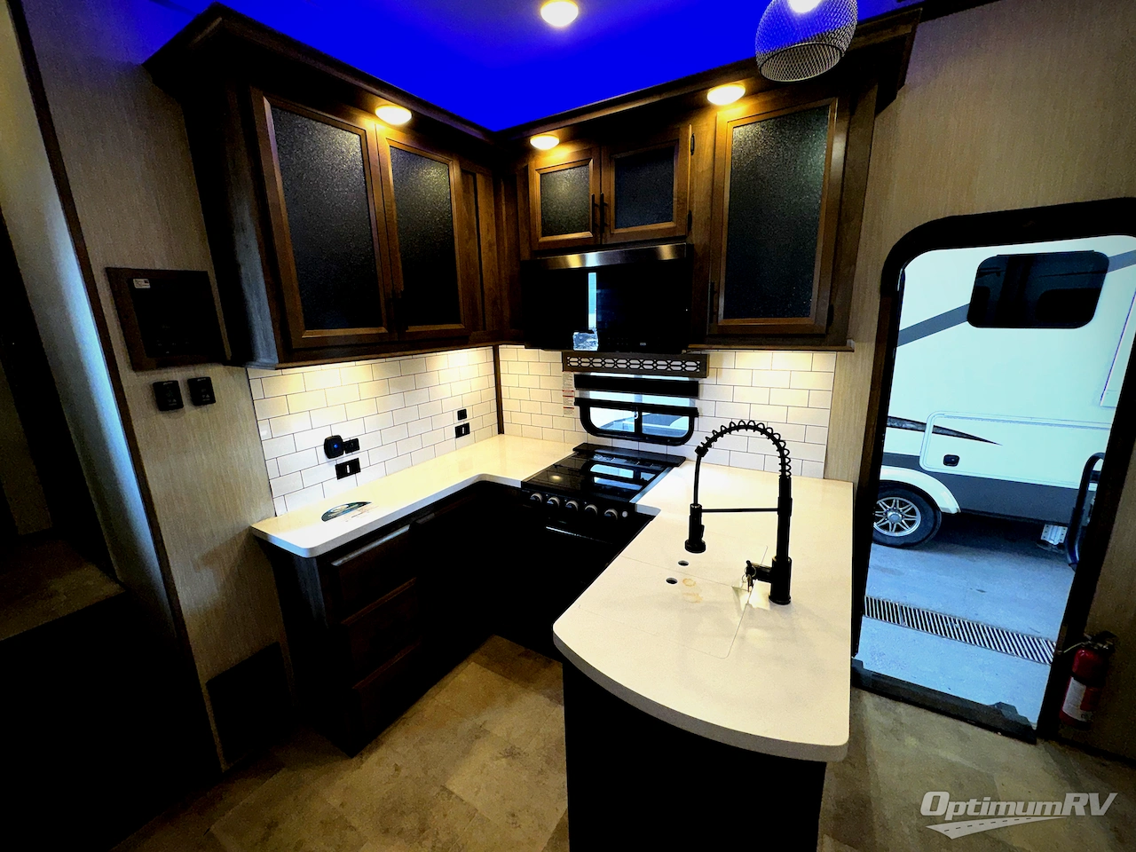 2021 Forest River Vengeance Rogue Armored VGF4007G2 Photo 5