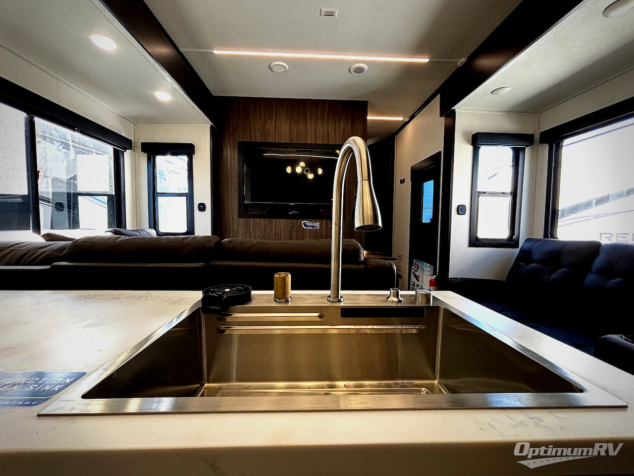 2026 Forest River Vengeance Rogue Armored 391T145 Photo 12