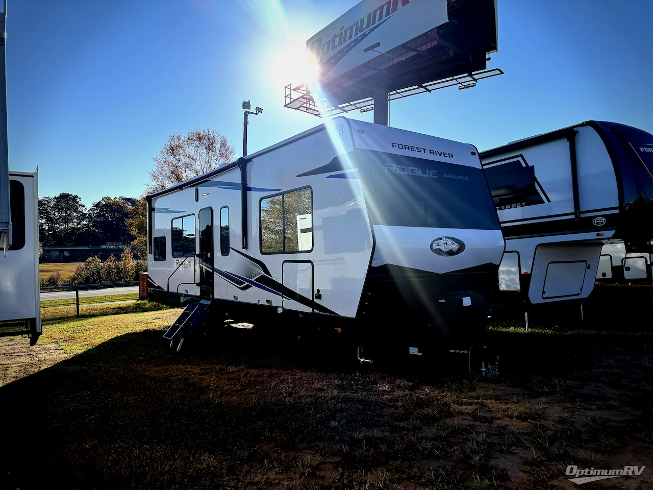 2026 Forest River Vengeance Rogue Armored 25L141 Photo 1