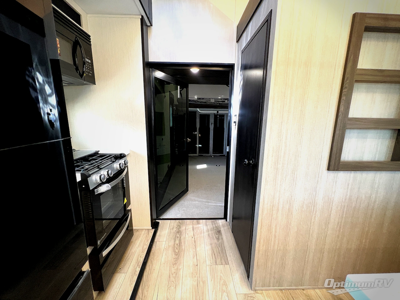 2026 Forest River Vengeance Rogue Armored 391T145 Photo 14