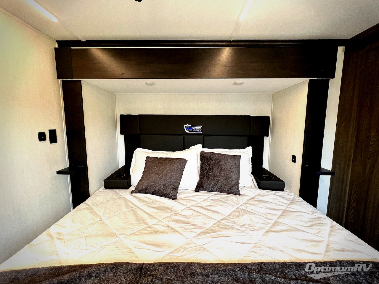 2026 Forest River Vengeance Rogue Armored 391T145 Photo 22