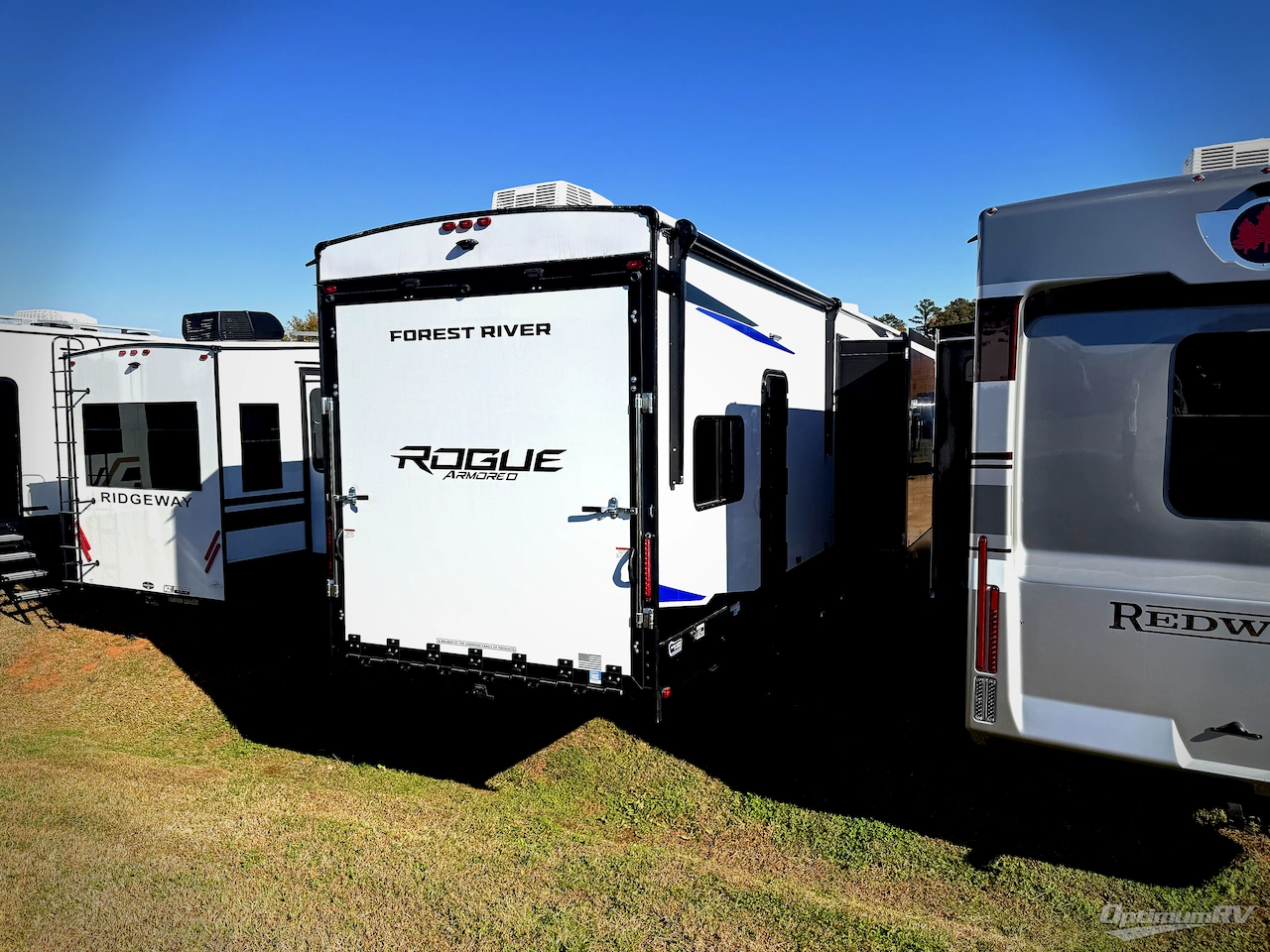 2026 Forest River Vengeance Rogue Armored 391T145 Photo 2