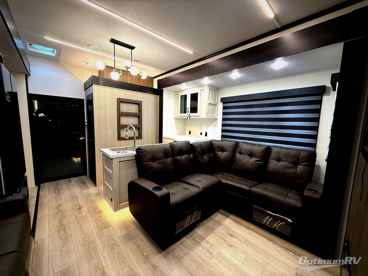 2026 Forest River Vengeance Rogue Armored 391T145 Photo 4