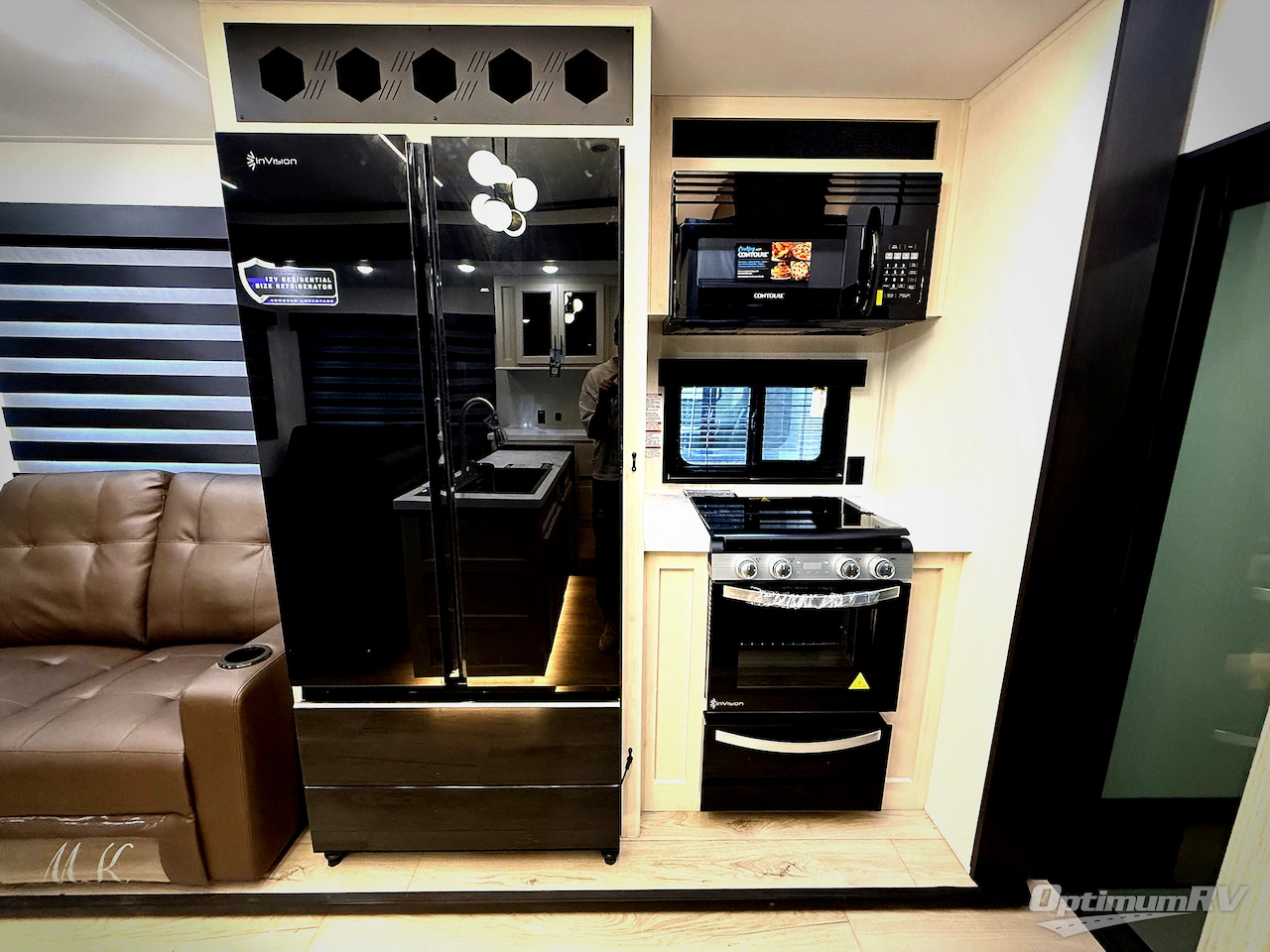 2026 Forest River Vengeance Rogue Armored 391T145 Photo 12