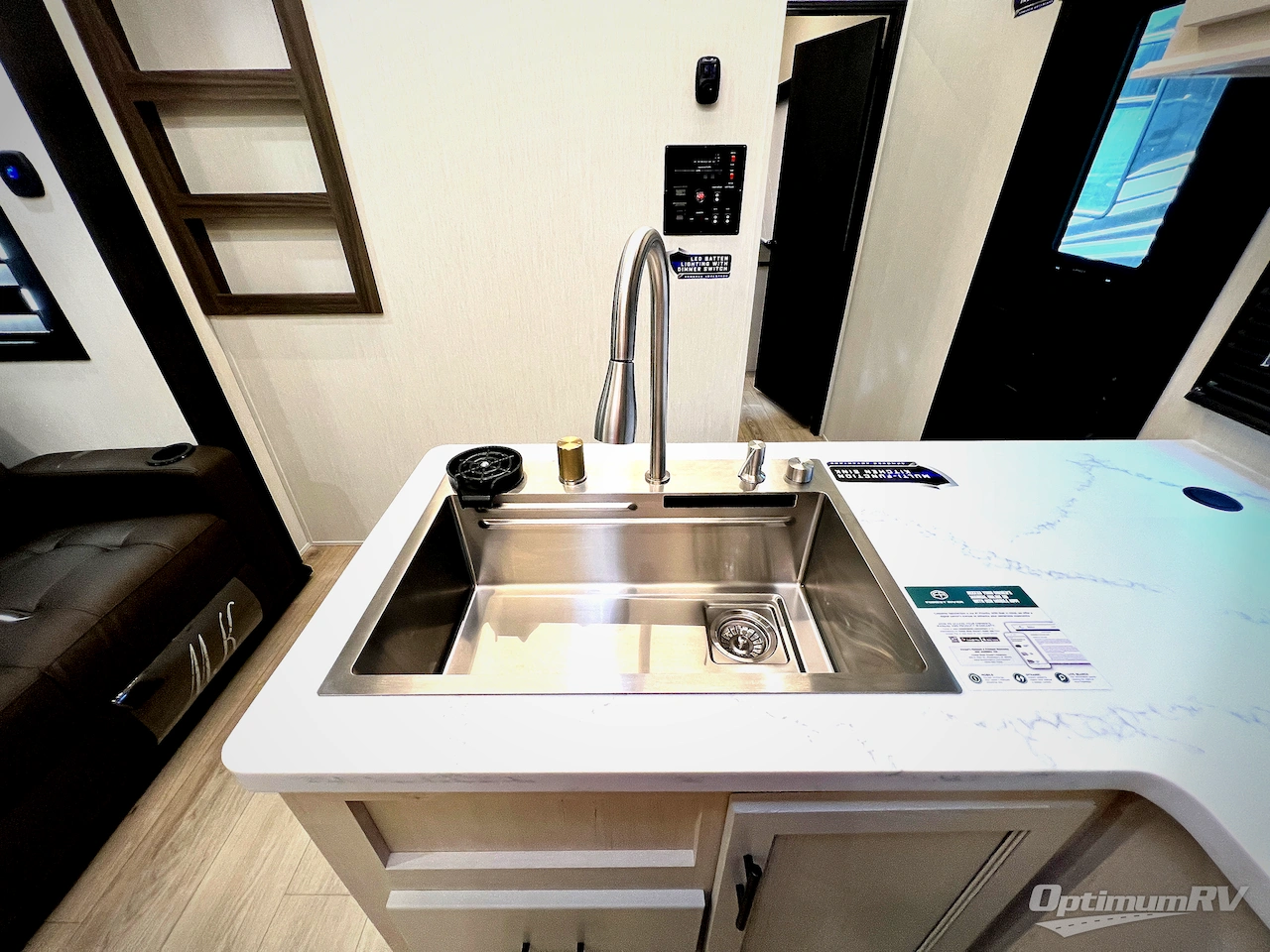 2026 Forest River Vengeance Rogue Armored 32L132 Photo 7